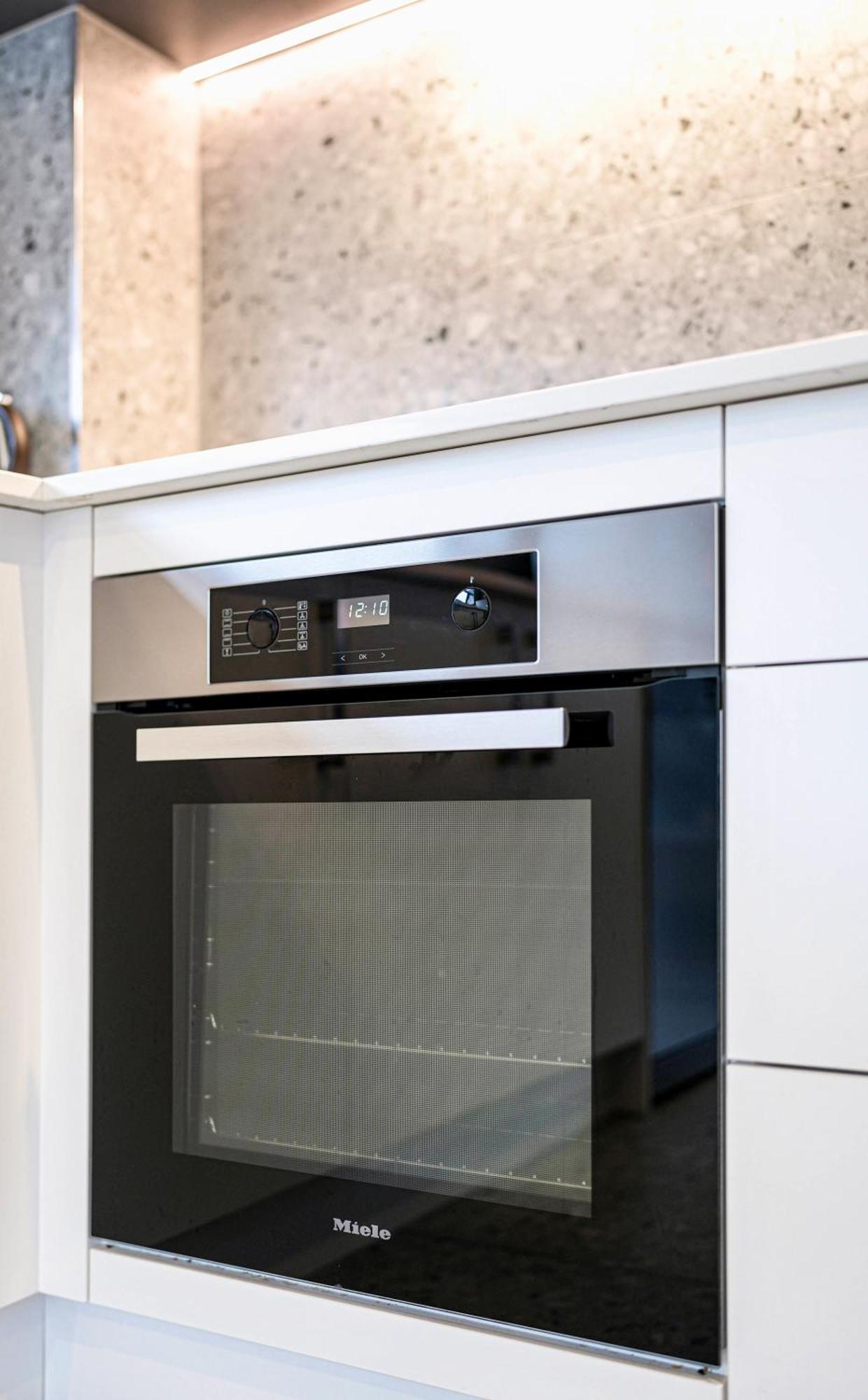 Modern Luxury Suite Near Cbd 3Bed 2Bath Christchurch Buitenkant foto